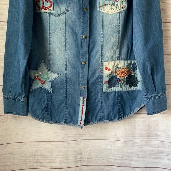 Tasha Polizzi Collection Denim Jean Button Up Shirt Embroidered Patchwork Size M - Picture 4 of 16